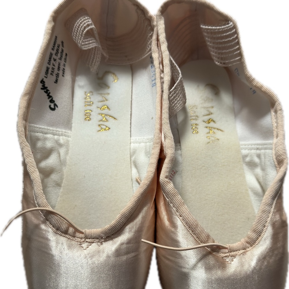 Sansha demi-pointe Ballet/Dance Shoes AMERICAN SOFT-TOE DP801